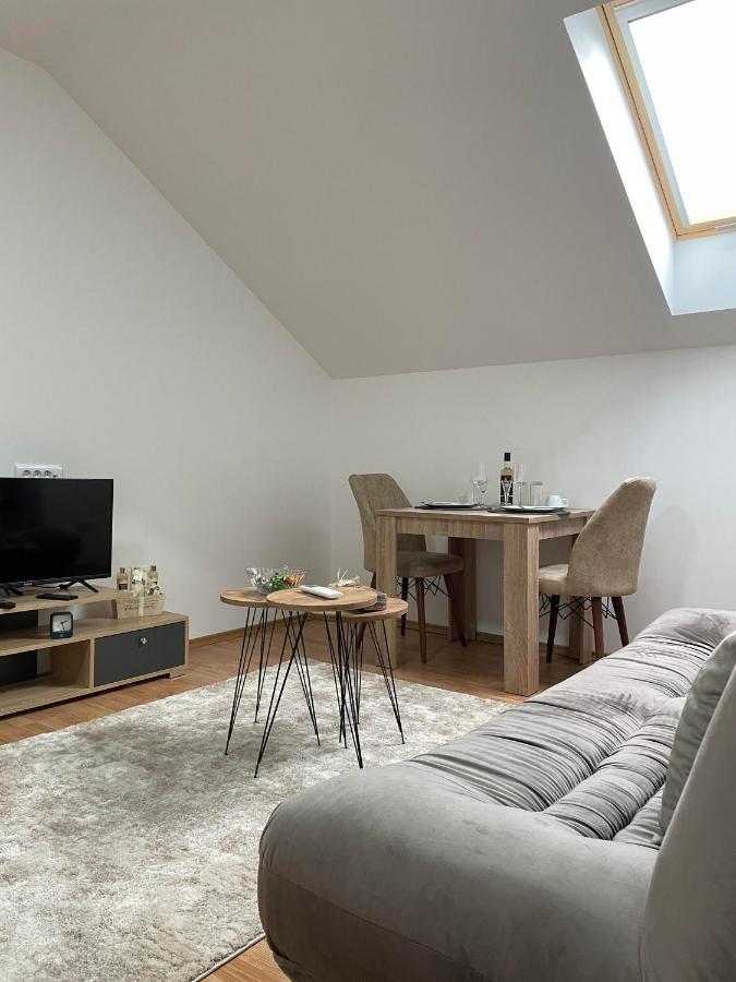 Despot Apartmani Младеновац Экстерьер фото